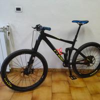 Cube stero race 140 2018 27.5 tg L