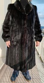 PELLICCIA VISONE NERO PELO CORTO LUCIDO