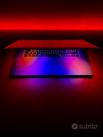 MacBook Pro 16” i7 16GB RAM 512GB SSD
