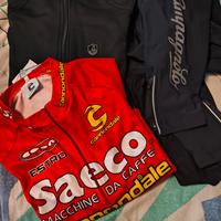 abbigliamento sportivo per ciclismo