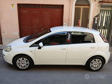 Fiat punto 4 serie 1.3 multijet 75cv anno 2013