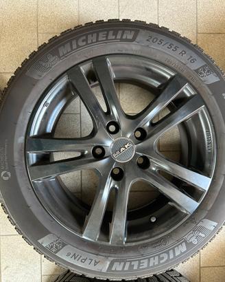 4 cerchi in lega neri MAK + 4 pneumatici invernali