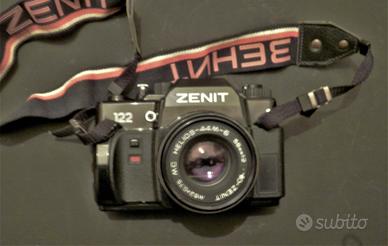 Macchina fotografica reflex ZENIT 122