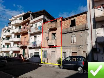 Rudere Pressi Via Galileo Galilei