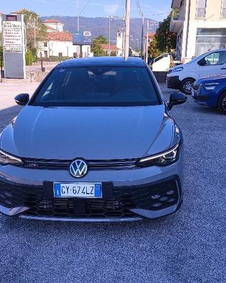 VOLKSWAGEN Golf 2.0 TSI DSG GTI