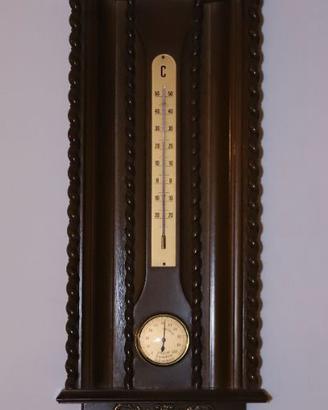Orologio da muro con stazione meteo vintage