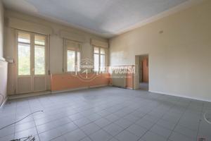 QUADRILOCALE DI 156 MQ DA RISTRUTTURARE