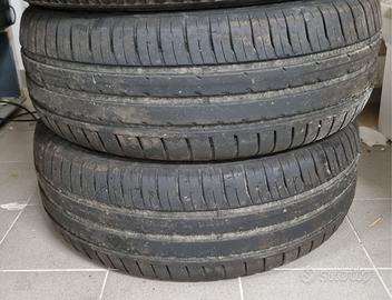 Gomme 195/55/16, da 500 a 90 euro