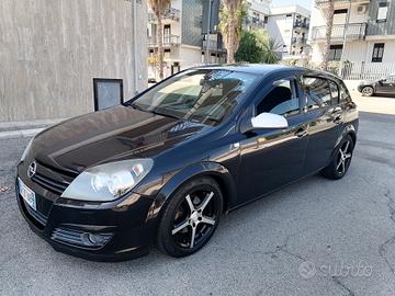 Opel Astra 1.7 CDTI 101CV 5 porte COSMO 120.000 km