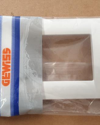 placca gewiss system 21103/4