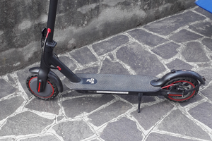 Mono pattino elettrico