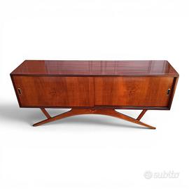 Credenza porta tv di manifattura moderna in stile