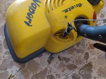 Macchina Vapori' Ariete lava pavimenti a vapore