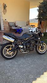 TRIUMPH STREET TRIPLE R