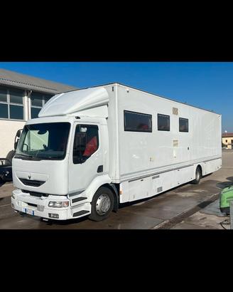 CAROVAN / CAMPER 