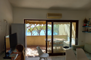 Trivano fronte mare a Terra Mala