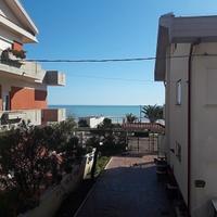 Vista mare appena svegli