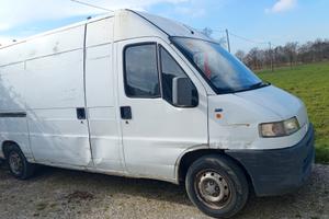 Fiat Ducato 1996 con 339.000 km revisionato 
