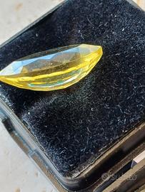 Zaffiro giallo naturale da 8.20 cti taglio Marquis