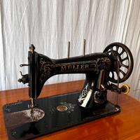 Macchina da cucire tedesca MULLER