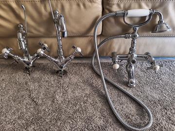 Set rubinetti 