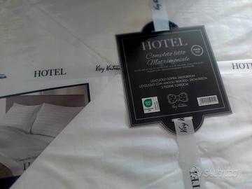 Completo lenzuola matrimoniali. King Size. Nuovo