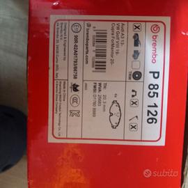 pastiglie freno anteriori Brembo