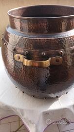 Vaso in rame martellato  artigianato Portogallo 