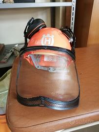 Abbigliamento protettivo per taglio con motosega