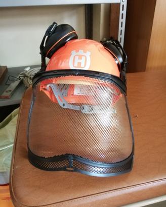 Abbigliamento protettivo per taglio con motosega