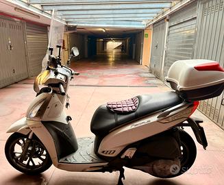 Kymco People 300 GTi ABS (2017) – Bianco