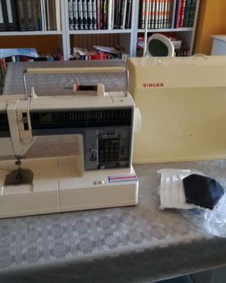 Singer Simphonia 100