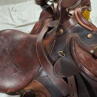 sella in cuoio 