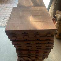 Piastrelle 40x40 in pvc carrabili incastro