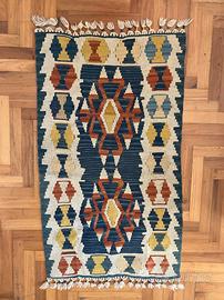 Tappeto kilim a tessitura piatta con motiv