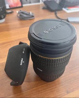 Obiettivo sigma macchina fotografica
