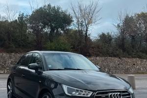 AUDI A1 S-line Automatica 1.4 Diesel