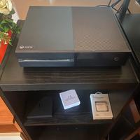 Xbox One + controller quasi nuovo