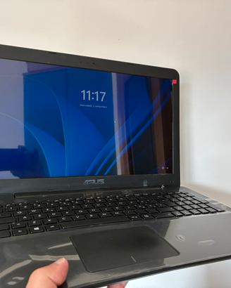 Notebook ASUS X554L - i3 / 4GB / 500GB con Scatola