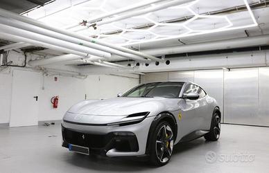 FERRARI Purosangue Purosangue