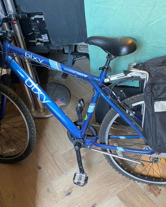Invenduta bici elettrica marca Bixy