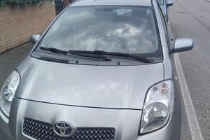 Toyota Yaris 1.0 benzina 5 porte 04/2006