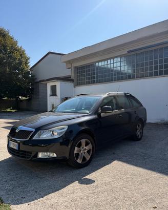 Skoda Octavia 1.6 TDI CR F.AP. Wagon Elegance