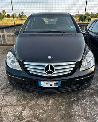 Mercedes classe b180