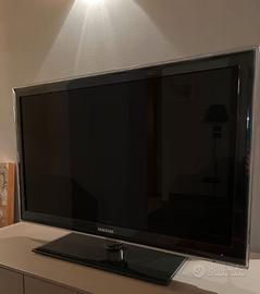 Televisori Samsung 32 e Sharp 46 Pollici 