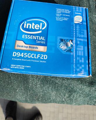 Scheda Madre Intel D945GCLF2D Mini-ITX.         