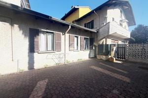 2 LOCALI A TURATE