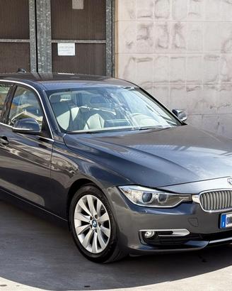 BMW 316d Touring allestimento Modern, anno 2013