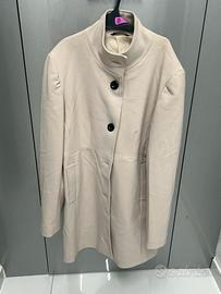 Elegante cappotto crema a collo alto taglia unica