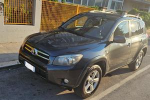TOYOTA RAV4 2.2 D-CAT 130 kW / 177CV